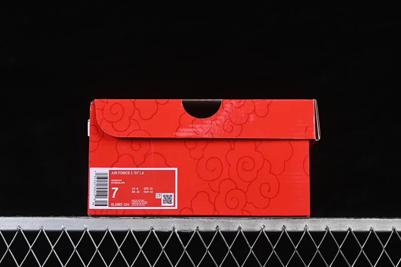 All categories Nk Air Force 1 Air Force series Nk Air Force 1 Low Air Force low-top Nike Air Force 1'07 Low gilt Year of the Horse Air Force 1 low-top casual sneakers XL1982-334